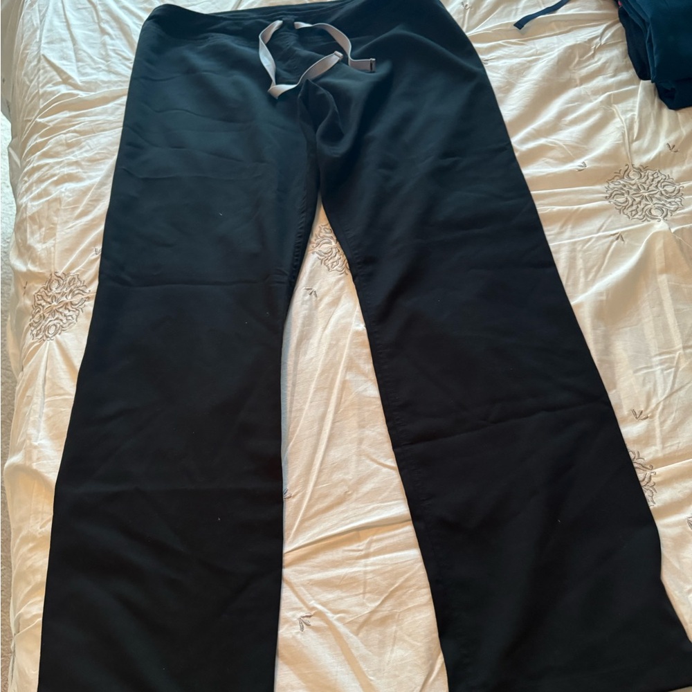 Fig blackl scrub pants